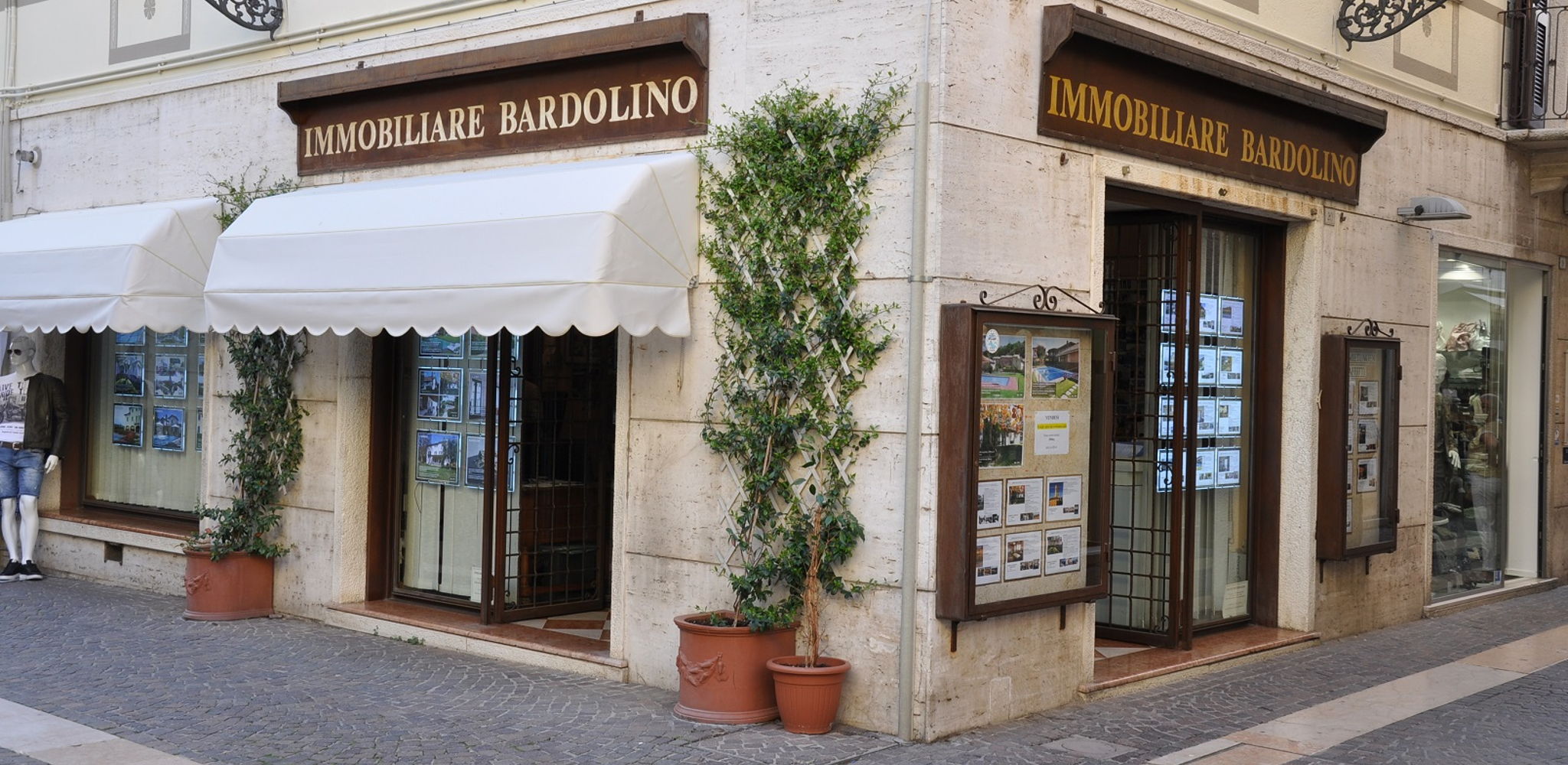 Location and offices of Immobiliare Bardolino