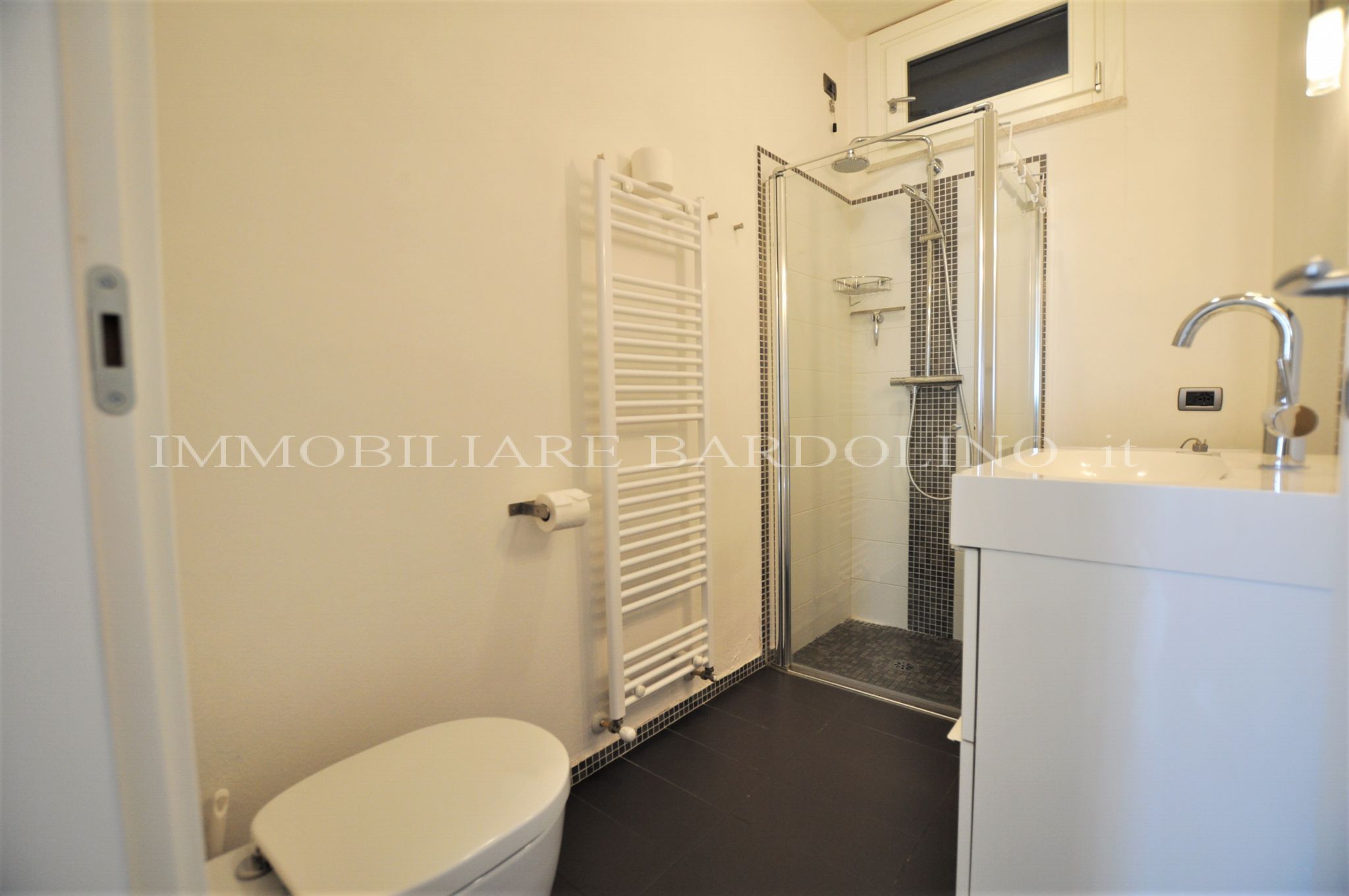 Bardolino Real Estate liegt am Gardasee